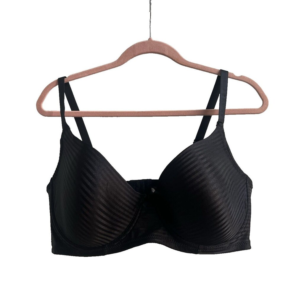 Body Embrace Black Bra Size 40C Underwire Lightly Lined